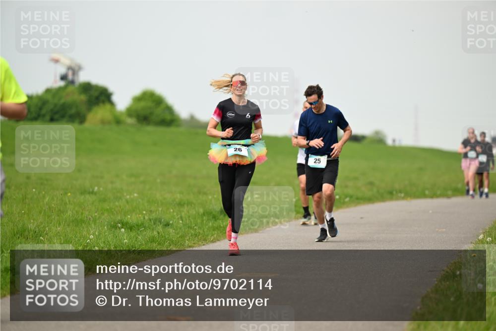 10.05.2026 - 8. Wedeler Halbmarathon Dr. Thomas Lammeyer http://msf.ph/oto/9702114 10.05.2026 11:46:08 Laufen  meine-sportfotos.de