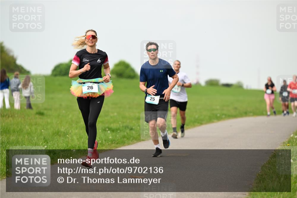 10.05.2026 - 8. Wedeler Halbmarathon Dr. Thomas Lammeyer http://msf.ph/oto/9702136 10.05.2026 11:46:10 Laufen 111 meine-sportfotos.de