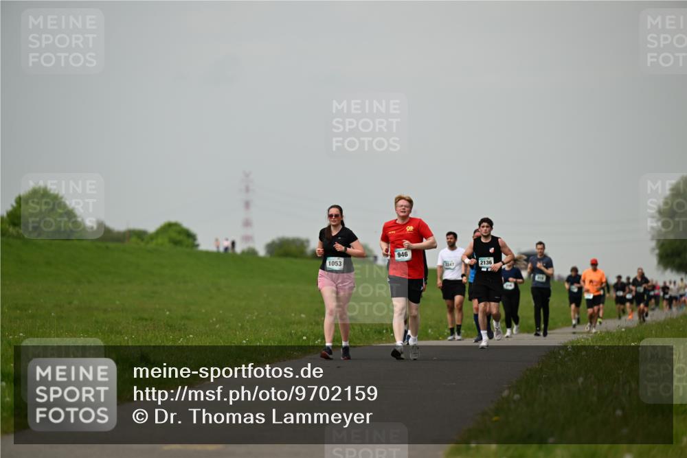10.05.2026 - 8. Wedeler Halbmarathon Dr. Thomas Lammeyer http://msf.ph/oto/9702159 10.05.2026 11:46:18 Laufen 946, 2136, 1053, 1247 meine-sportfotos.de