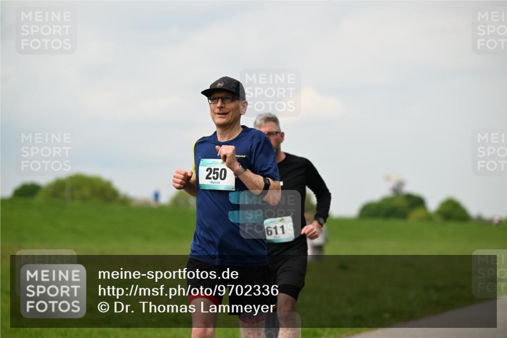 10.05.2026 - 8. Wedeler Halbmarathon Dr. Thomas Lammeyer http://msf.ph/oto/9702336 10.05.2026 11:47:00 Laufen 250, 611 meine-sportfotos.de
