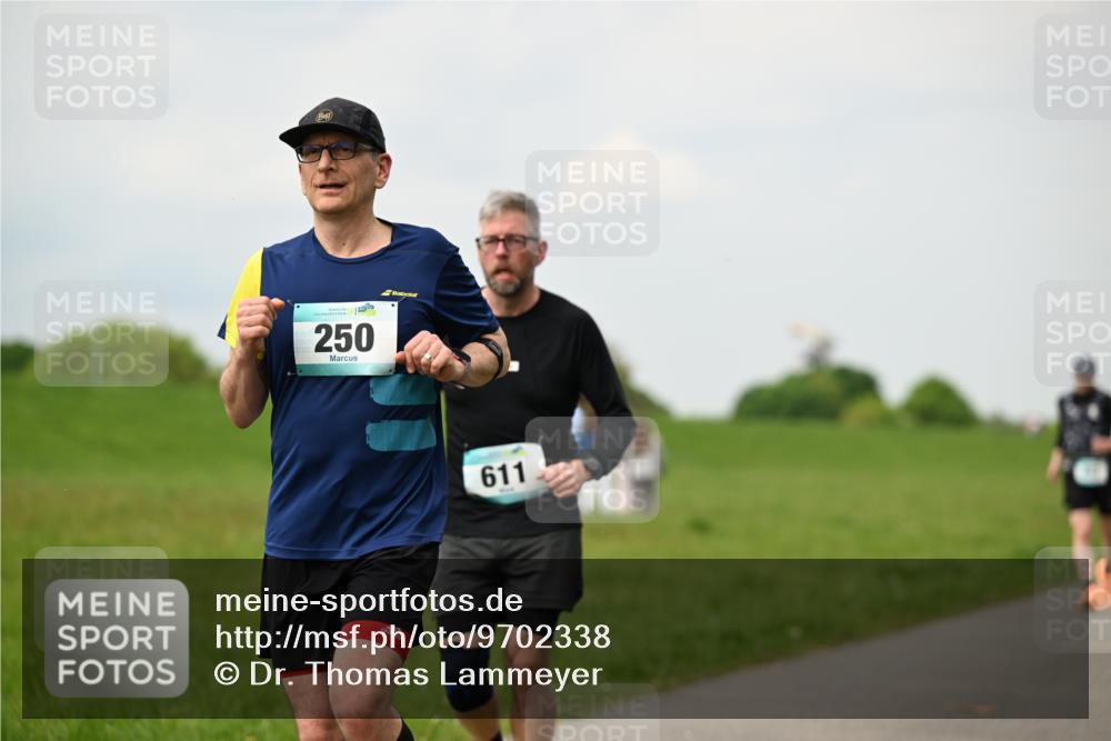 10.05.2026 - 8. Wedeler Halbmarathon Dr. Thomas Lammeyer http://msf.ph/oto/9702338 10.05.2026 11:47:00 Laufen 250, 611 meine-sportfotos.de