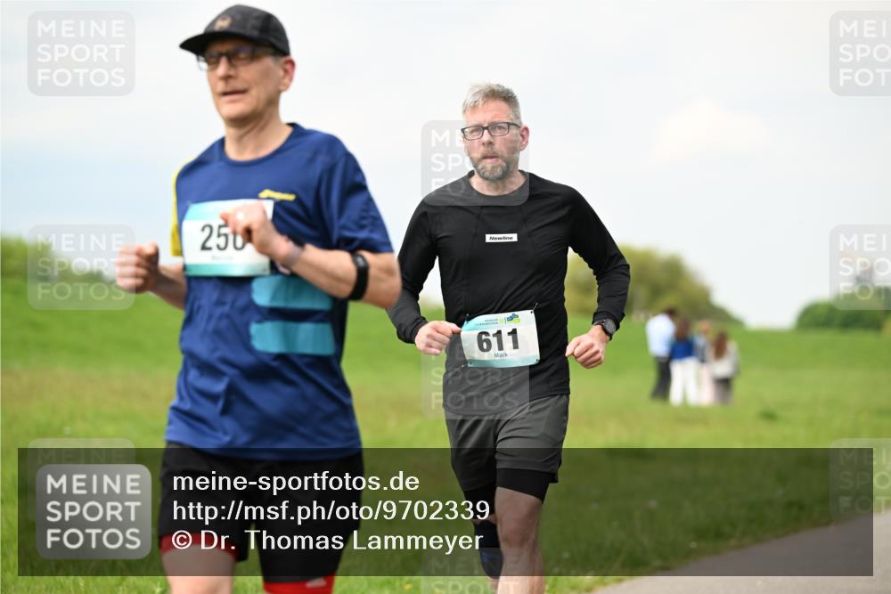 10.05.2026 - 8. Wedeler Halbmarathon Dr. Thomas Lammeyer http://msf.ph/oto/9702339 10.05.2026 11:47:01 Laufen 250, 611 meine-sportfotos.de