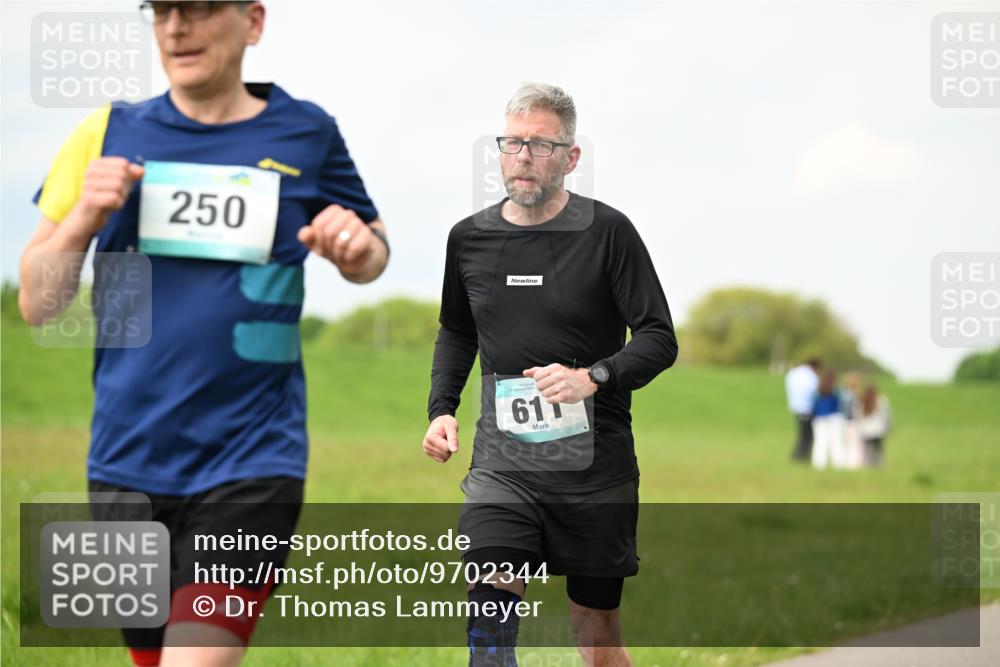 10.05.2026 - 8. Wedeler Halbmarathon Dr. Thomas Lammeyer http://msf.ph/oto/9702344 10.05.2026 11:47:01 Laufen 250 meine-sportfotos.de
