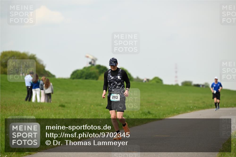 10.05.2026 - 8. Wedeler Halbmarathon Dr. Thomas Lammeyer http://msf.ph/oto/9702345 10.05.2026 11:47:02 Laufen 293 meine-sportfotos.de