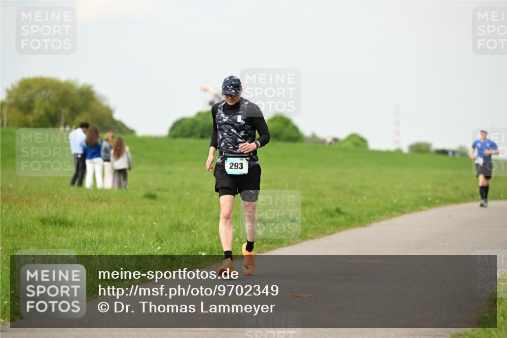 10.05.2026 - 8. Wedeler Halbmarathon Dr. Thomas Lammeyer http://msf.ph/oto/9702349 10.05.2026 11:47:03 Laufen 293 meine-sportfotos.de