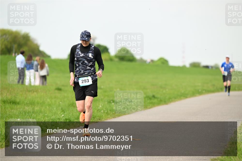 10.05.2026 - 8. Wedeler Halbmarathon Dr. Thomas Lammeyer http://msf.ph/oto/9702351 10.05.2026 11:47:03 Laufen 293 meine-sportfotos.de