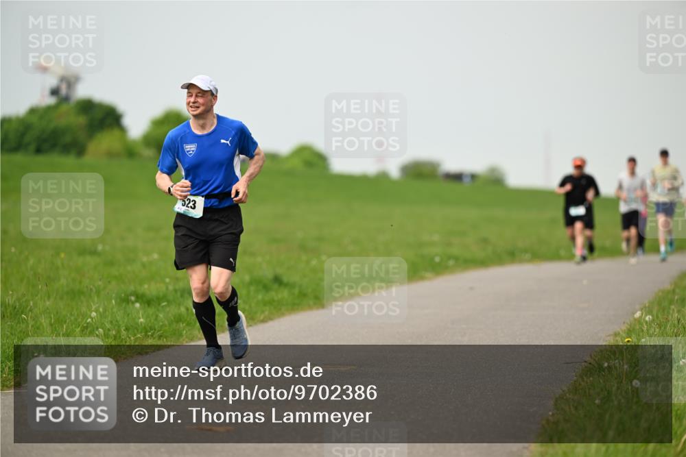 10.05.2026 - 8. Wedeler Halbmarathon Dr. Thomas Lammeyer http://msf.ph/oto/9702386 10.05.2026 11:47:12 Laufen 523 meine-sportfotos.de