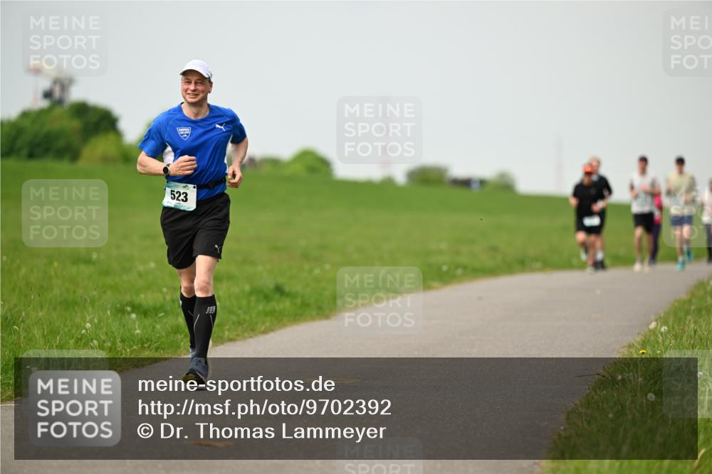 10.05.2026 - 8. Wedeler Halbmarathon Dr. Thomas Lammeyer http://msf.ph/oto/9702392 10.05.2026 11:47:12 Laufen 523 meine-sportfotos.de