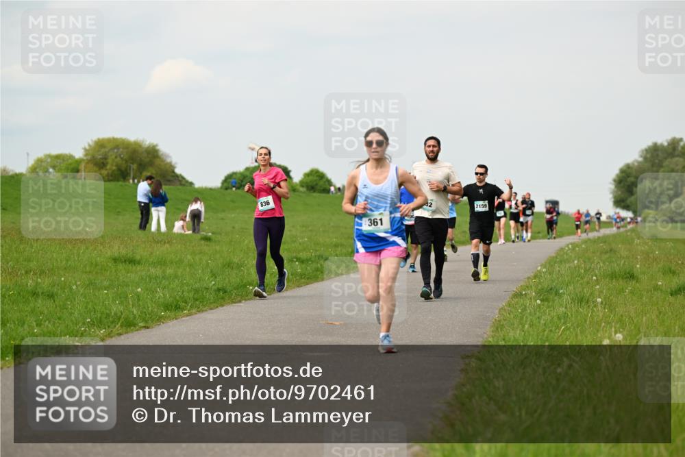 10.05.2026 - 8. Wedeler Halbmarathon Dr. Thomas Lammeyer http://msf.ph/oto/9702461 10.05.2026 11:47:34 Laufen 836, 361, 2159 meine-sportfotos.de