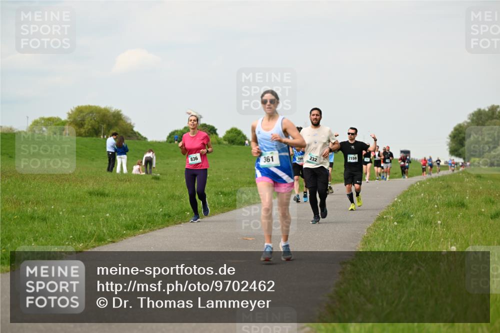 10.05.2026 - 8. Wedeler Halbmarathon Dr. Thomas Lammeyer http://msf.ph/oto/9702462 10.05.2026 11:47:34 Laufen 836, 361, 700, 232, 2159 meine-sportfotos.de