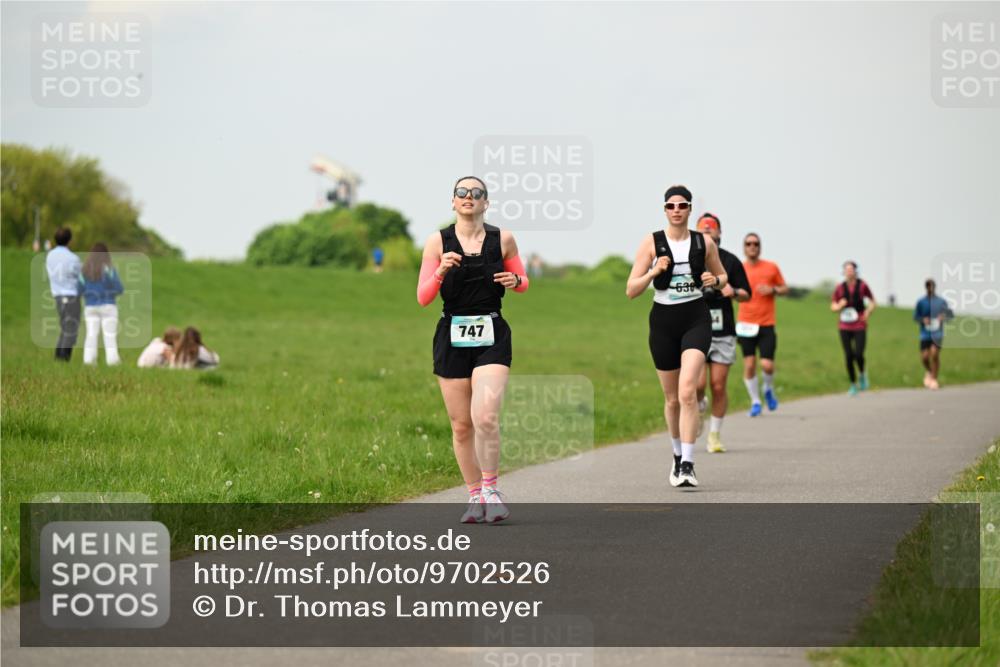 10.05.2026 - 8. Wedeler Halbmarathon Dr. Thomas Lammeyer http://msf.ph/oto/9702526 10.05.2026 11:47:45 Laufen 747, 638 meine-sportfotos.de