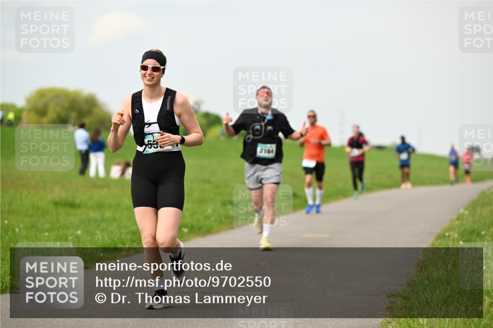 10.05.2026 - 8. Wedeler Halbmarathon Dr. Thomas Lammeyer http://msf.ph/oto/9702550 10.05.2026 11:47:50 Laufen 2164 meine-sportfotos.de