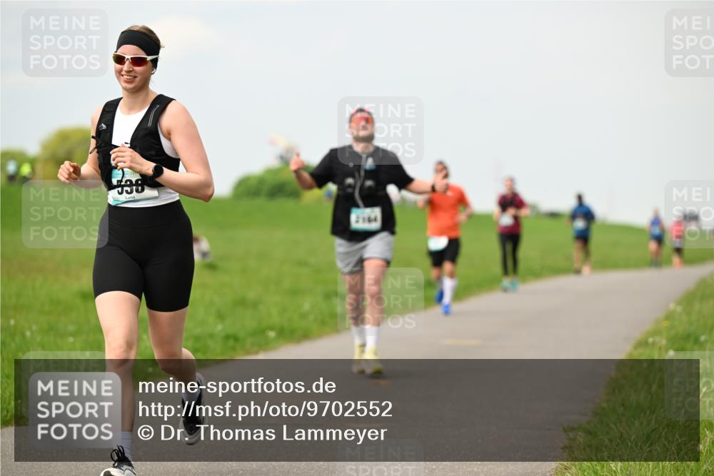 10.05.2026 - 8. Wedeler Halbmarathon Dr. Thomas Lammeyer http://msf.ph/oto/9702552 10.05.2026 11:47:50 Laufen 538 meine-sportfotos.de