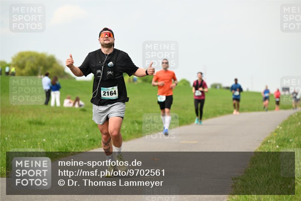 10.05.2026 - 8. Wedeler Halbmarathon Dr. Thomas Lammeyer http://msf.ph/oto/9702561 10.05.2026 11:47:52 Laufen 2164 meine-sportfotos.de