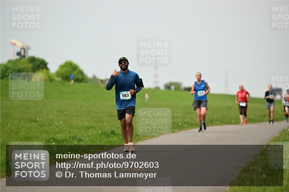 10.05.2026 - 8. Wedeler Halbmarathon Dr. Thomas Lammeyer http://msf.ph/oto/9702603 10.05.2026 11:47:59 Laufen 583, 872 meine-sportfotos.de