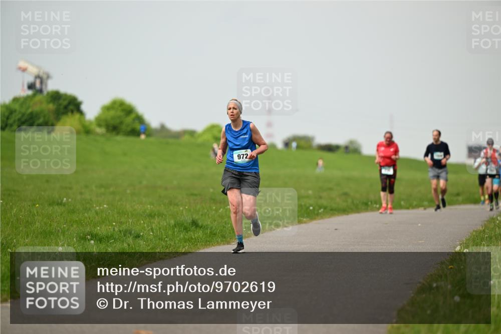 10.05.2026 - 8. Wedeler Halbmarathon Dr. Thomas Lammeyer http://msf.ph/oto/9702619 10.05.2026 11:48:04 Laufen 972, 714 meine-sportfotos.de