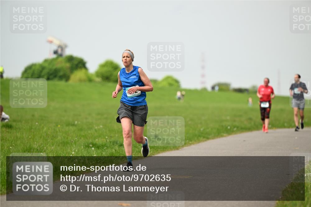 10.05.2026 - 8. Wedeler Halbmarathon Dr. Thomas Lammeyer http://msf.ph/oto/9702635 10.05.2026 11:48:06 Laufen  meine-sportfotos.de