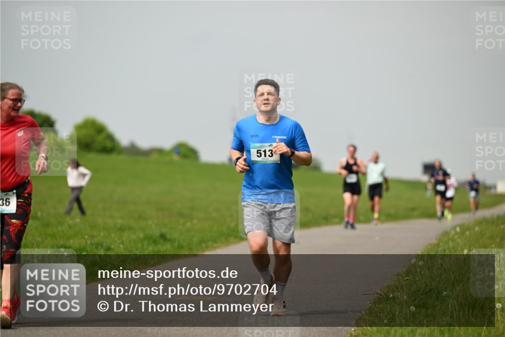 10.05.2026 - 8. Wedeler Halbmarathon Dr. Thomas Lammeyer http://msf.ph/oto/9702704 10.05.2026 11:48:25 Laufen 513 meine-sportfotos.de