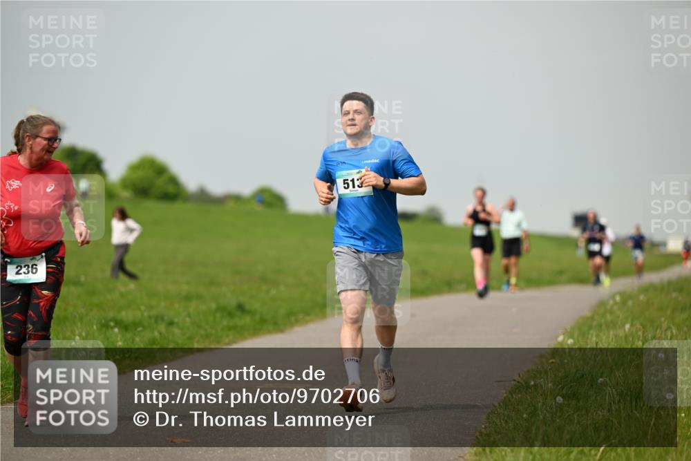 10.05.2026 - 8. Wedeler Halbmarathon Dr. Thomas Lammeyer http://msf.ph/oto/9702706 10.05.2026 11:48:25 Laufen 236, 513 meine-sportfotos.de