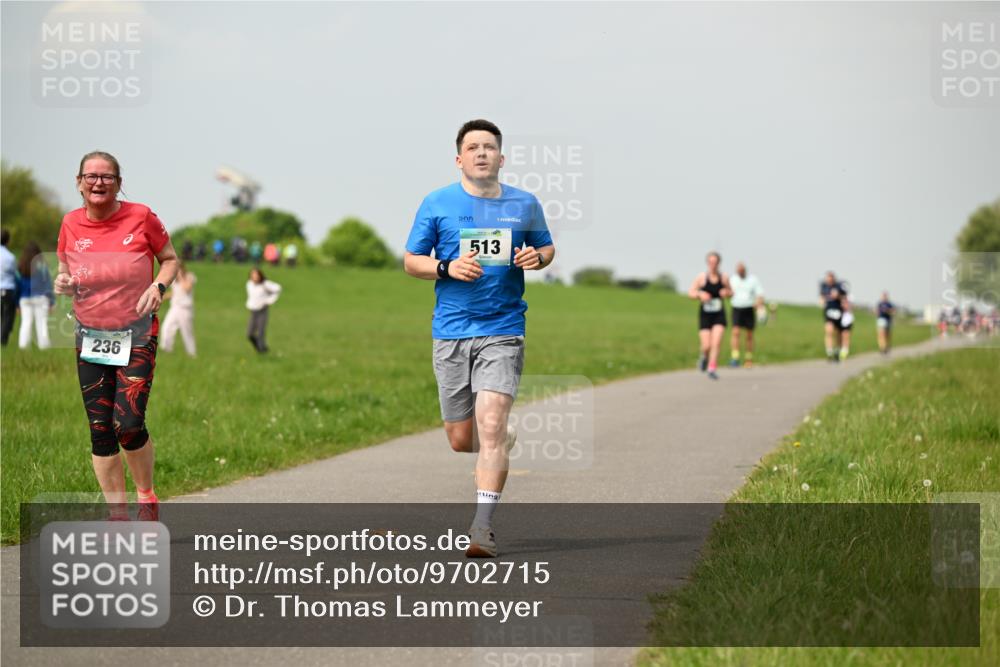 10.05.2026 - 8. Wedeler Halbmarathon Dr. Thomas Lammeyer http://msf.ph/oto/9702715 10.05.2026 11:48:26 Laufen 236, 513 meine-sportfotos.de