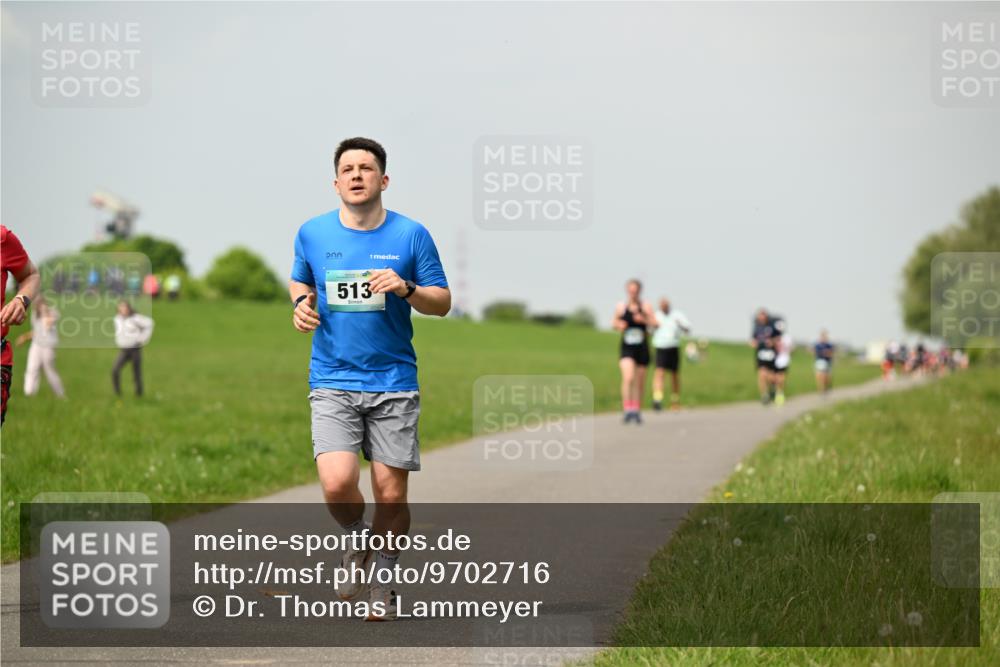 10.05.2026 - 8. Wedeler Halbmarathon Dr. Thomas Lammeyer http://msf.ph/oto/9702716 10.05.2026 11:48:26 Laufen 513 meine-sportfotos.de