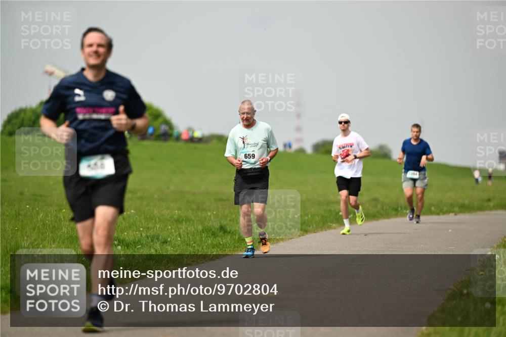 10.05.2026 - 8. Wedeler Halbmarathon Dr. Thomas Lammeyer http://msf.ph/oto/9702804 10.05.2026 11:48:45 Laufen 2024, 659, 1104 meine-sportfotos.de