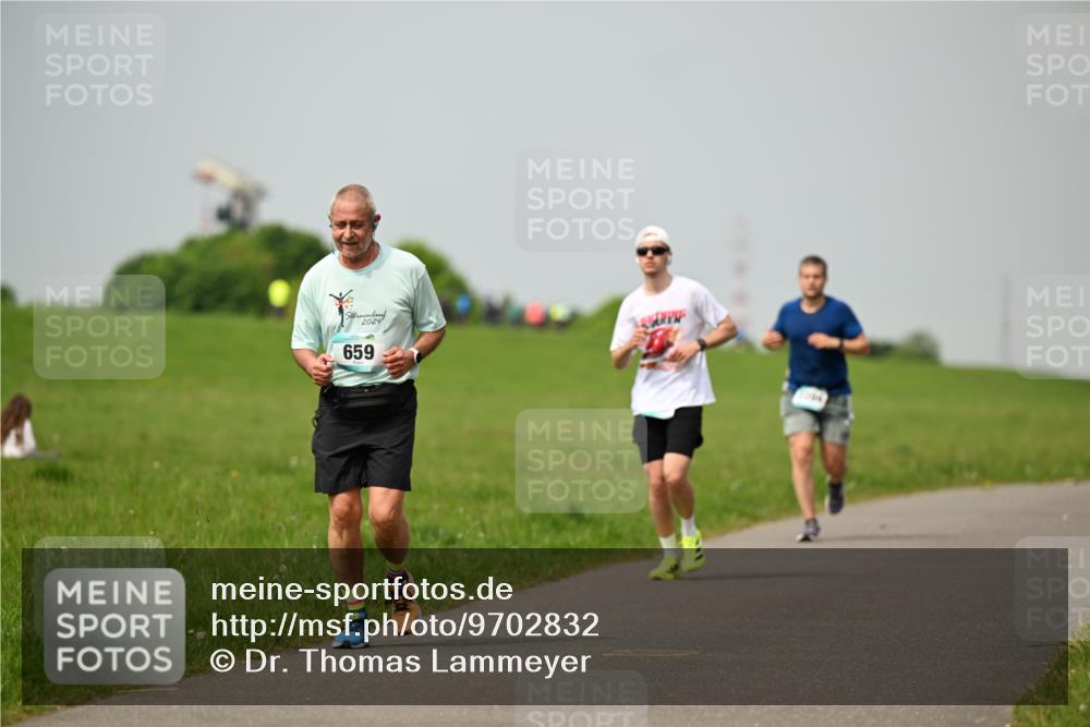 10.05.2026 - 8. Wedeler Halbmarathon Dr. Thomas Lammeyer http://msf.ph/oto/9702832 10.05.2026 11:48:48 Laufen 2024, 659 meine-sportfotos.de