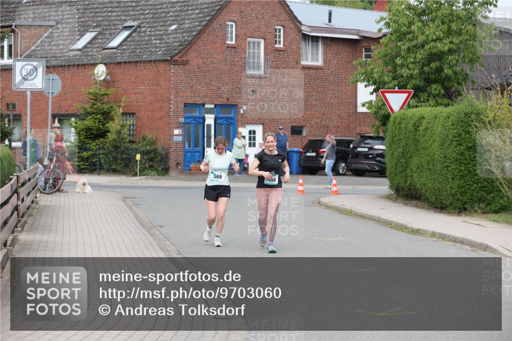 10.05.2026 - 8. Wedeler Halbmarathon Andreas Tolksdorf http://msf.ph/oto/9703060 10.05.2026 10:28:19 Laufen 569 meine-sportfotos.de