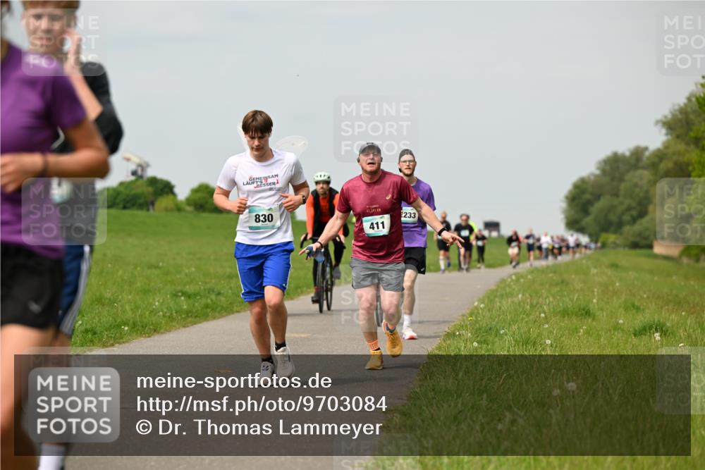 10.05.2026 - 8. Wedeler Halbmarathon Dr. Thomas Lammeyer http://msf.ph/oto/9703084 10.05.2026 11:49:46 Laufen 830, 195, 411, 233 meine-sportfotos.de