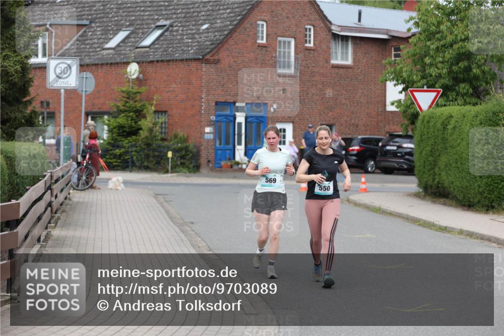 10.05.2026 - 8. Wedeler Halbmarathon Andreas Tolksdorf http://msf.ph/oto/9703089 10.05.2026 10:28:21 Laufen 30, 569, 550 meine-sportfotos.de