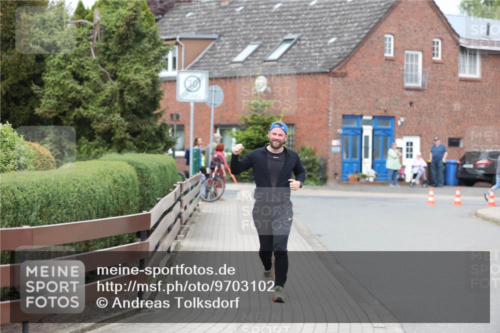 10.05.2026 - 8. Wedeler Halbmarathon Andreas Tolksdorf http://msf.ph/oto/9703102 10.05.2026 10:28:44 Laufen 30 meine-sportfotos.de