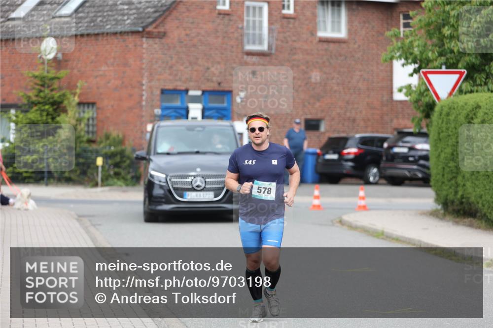 10.05.2026 - 8. Wedeler Halbmarathon Andreas Tolksdorf http://msf.ph/oto/9703198 10.05.2026 10:29:24 Laufen 578 meine-sportfotos.de