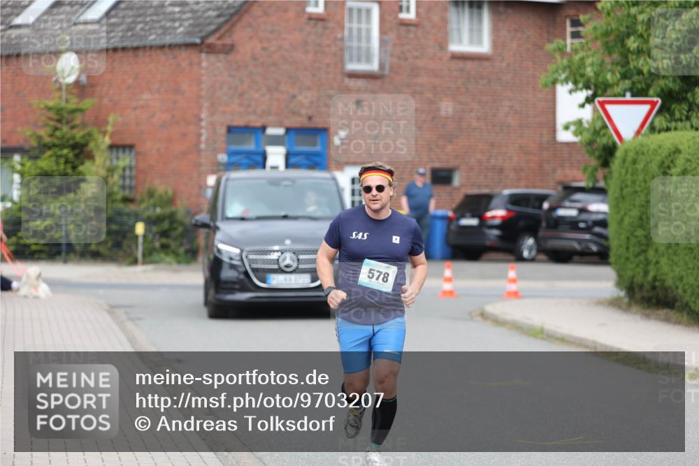 10.05.2026 - 8. Wedeler Halbmarathon Andreas Tolksdorf http://msf.ph/oto/9703207 10.05.2026 10:29:25 Laufen 578 meine-sportfotos.de