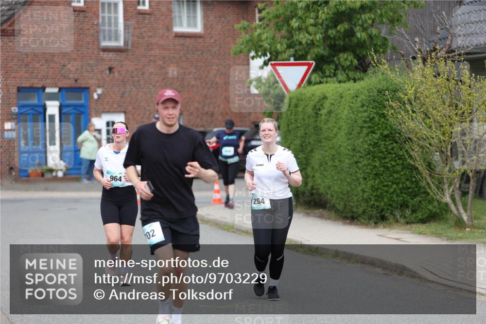 10.05.2026 - 8. Wedeler Halbmarathon Andreas Tolksdorf http://msf.ph/oto/9703229 10.05.2026 10:29:45 Laufen 964, 264, 102 meine-sportfotos.de
