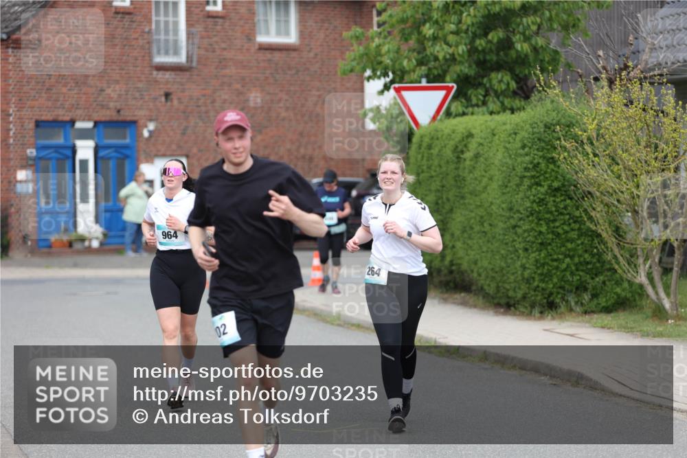 10.05.2026 - 8. Wedeler Halbmarathon Andreas Tolksdorf http://msf.ph/oto/9703235 10.05.2026 10:29:46 Laufen 964, 02, 264 meine-sportfotos.de