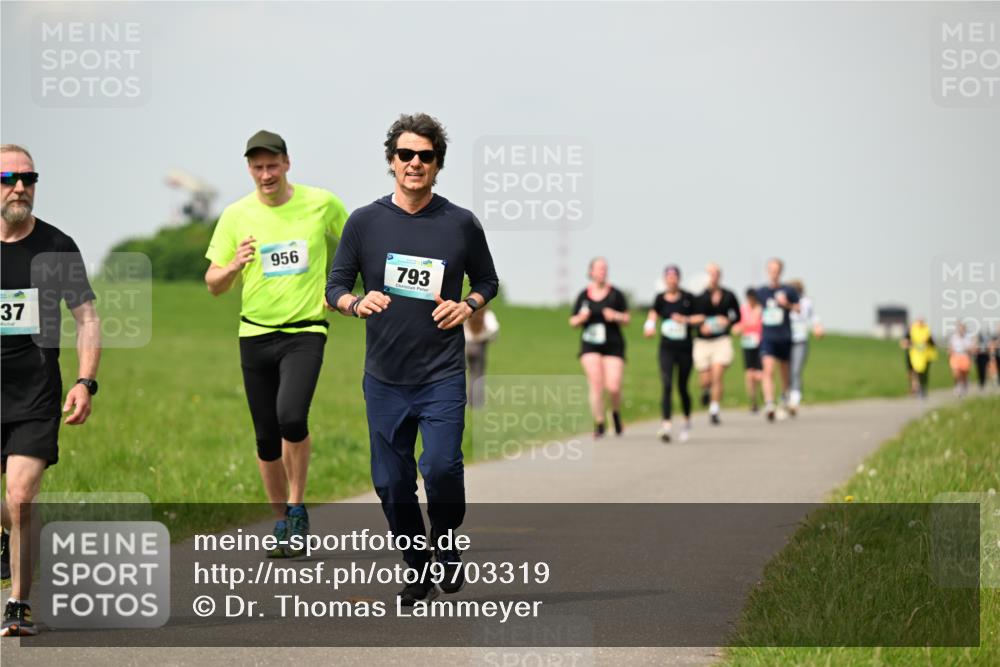 10.05.2026 - 8. Wedeler Halbmarathon Dr. Thomas Lammeyer http://msf.ph/oto/9703319 10.05.2026 11:50:04 Laufen 956, 793 meine-sportfotos.de