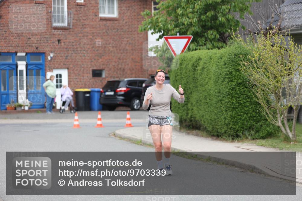 10.05.2026 - 8. Wedeler Halbmarathon Andreas Tolksdorf http://msf.ph/oto/9703339 10.05.2026 10:30:17 Laufen  meine-sportfotos.de