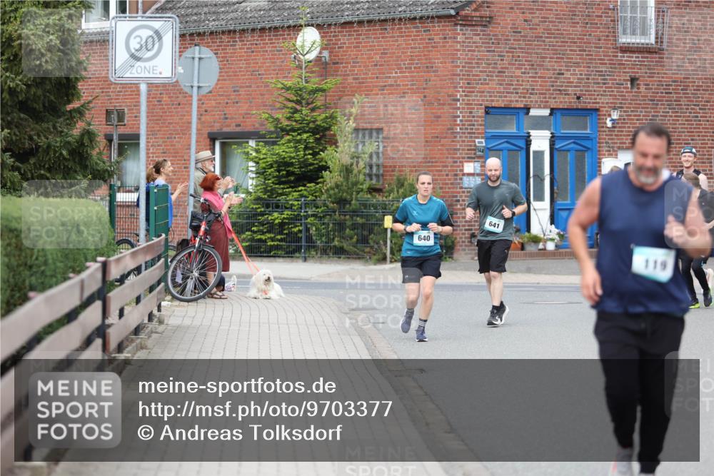 10.05.2026 - 8. Wedeler Halbmarathon Andreas Tolksdorf http://msf.ph/oto/9703377 10.05.2026 10:30:30 Laufen 30, 640, 641, 119 meine-sportfotos.de