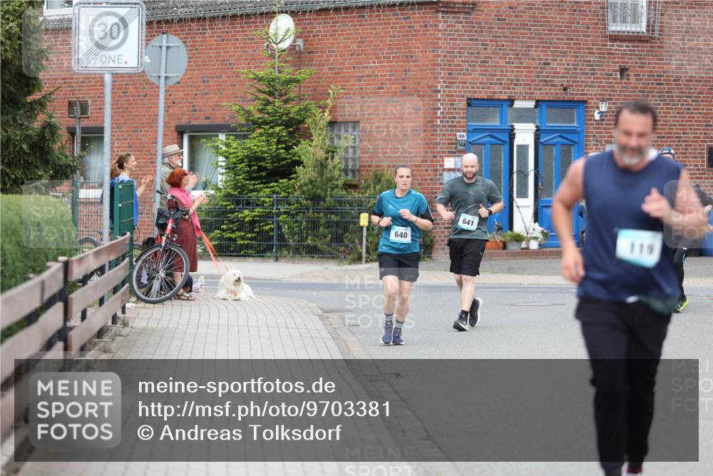 10.05.2026 - 8. Wedeler Halbmarathon Andreas Tolksdorf http://msf.ph/oto/9703381 10.05.2026 10:30:30 Laufen 30, 640, 641, 119 meine-sportfotos.de