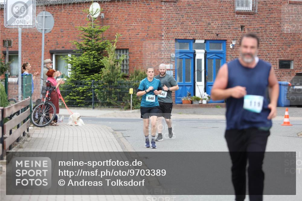 10.05.2026 - 8. Wedeler Halbmarathon Andreas Tolksdorf http://msf.ph/oto/9703389 10.05.2026 10:30:30 Laufen 640, 641, 197 meine-sportfotos.de