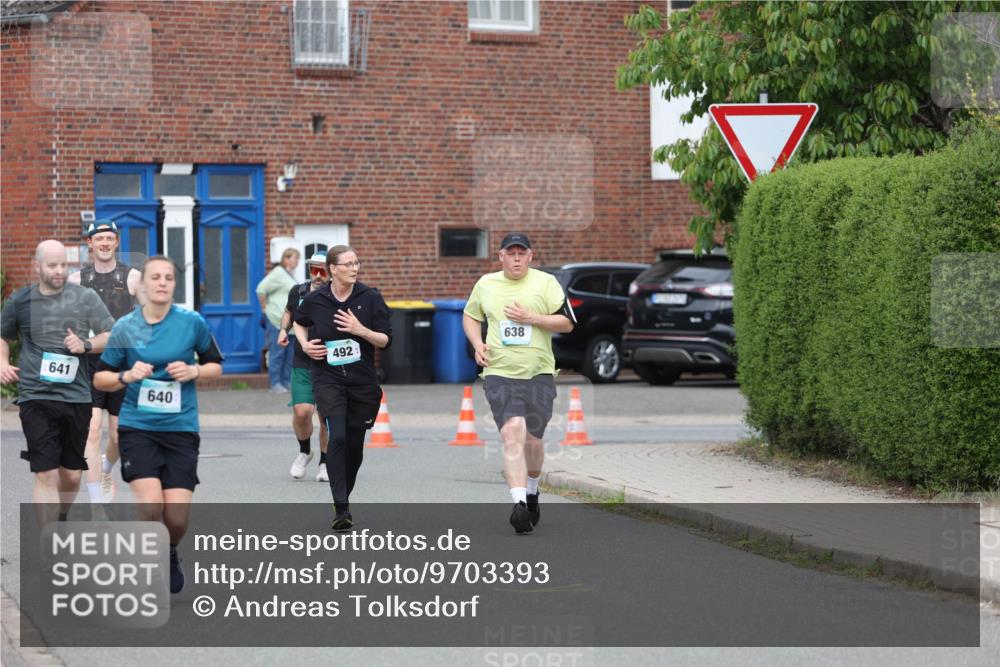 10.05.2026 - 8. Wedeler Halbmarathon Andreas Tolksdorf http://msf.ph/oto/9703393 10.05.2026 10:30:33 Laufen 641, 640, 492, 638 meine-sportfotos.de