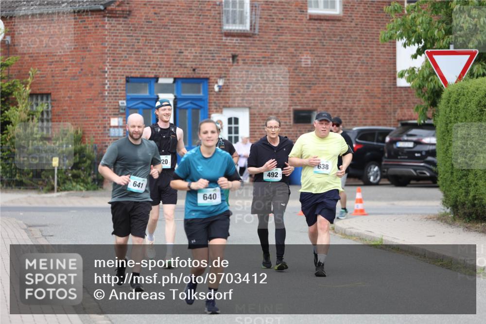 10.05.2026 - 8. Wedeler Halbmarathon Andreas Tolksdorf http://msf.ph/oto/9703412 10.05.2026 10:30:34 Laufen 641, 20, 640, 492, 638 meine-sportfotos.de