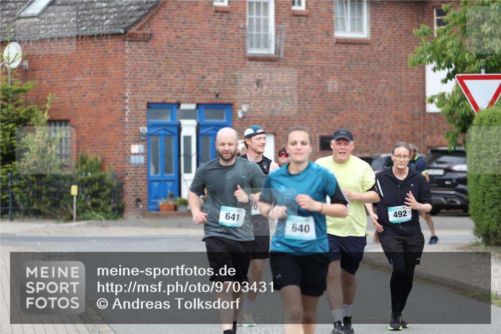 10.05.2026 - 8. Wedeler Halbmarathon Andreas Tolksdorf http://msf.ph/oto/9703431 10.05.2026 10:30:36 Laufen 641, 20, 640, 492 meine-sportfotos.de