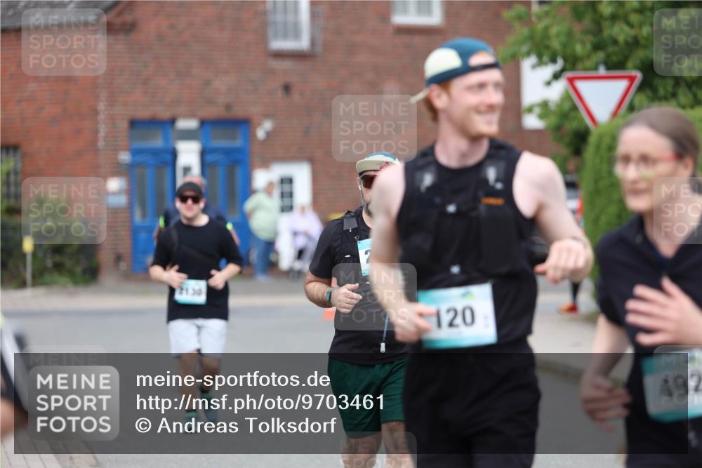 10.05.2026 - 8. Wedeler Halbmarathon Andreas Tolksdorf http://msf.ph/oto/9703461 10.05.2026 10:30:41 Laufen 2, 120, 492 meine-sportfotos.de