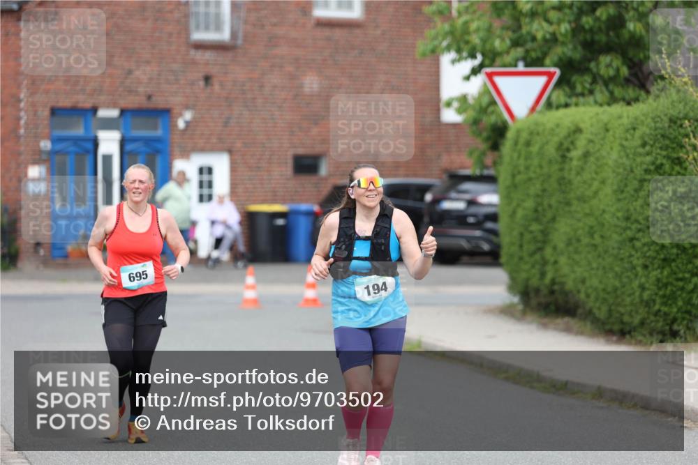 10.05.2026 - 8. Wedeler Halbmarathon Andreas Tolksdorf http://msf.ph/oto/9703502 10.05.2026 10:30:49 Laufen 695, 194 meine-sportfotos.de
