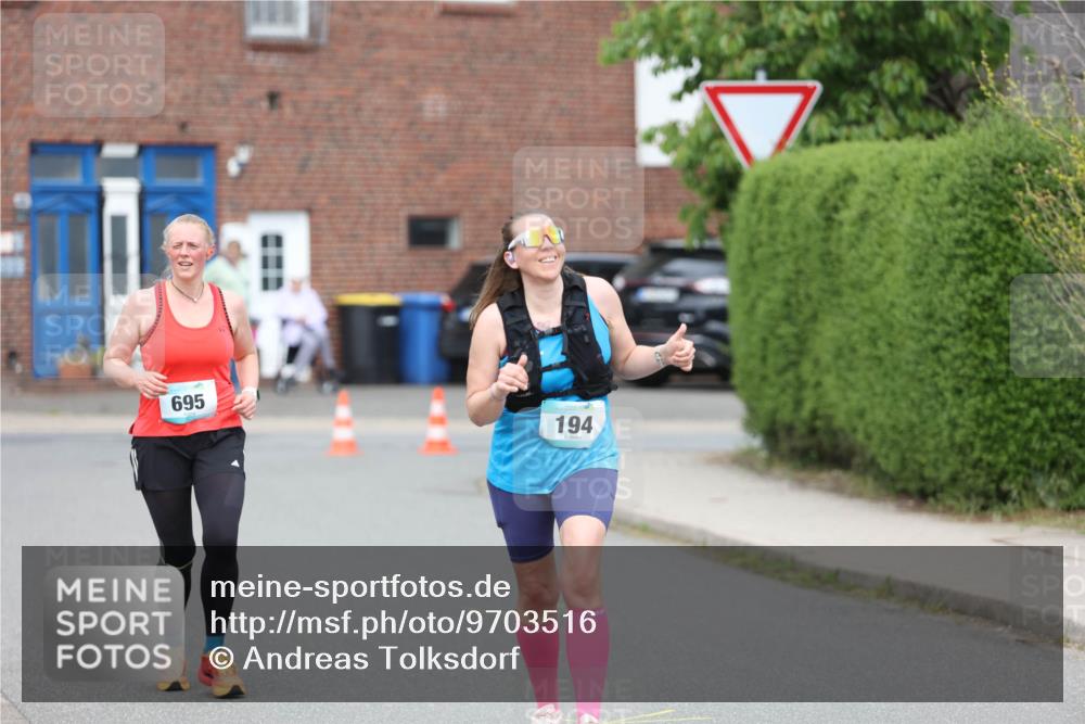 10.05.2026 - 8. Wedeler Halbmarathon Andreas Tolksdorf http://msf.ph/oto/9703516 10.05.2026 10:30:49 Laufen 695, 194 meine-sportfotos.de
