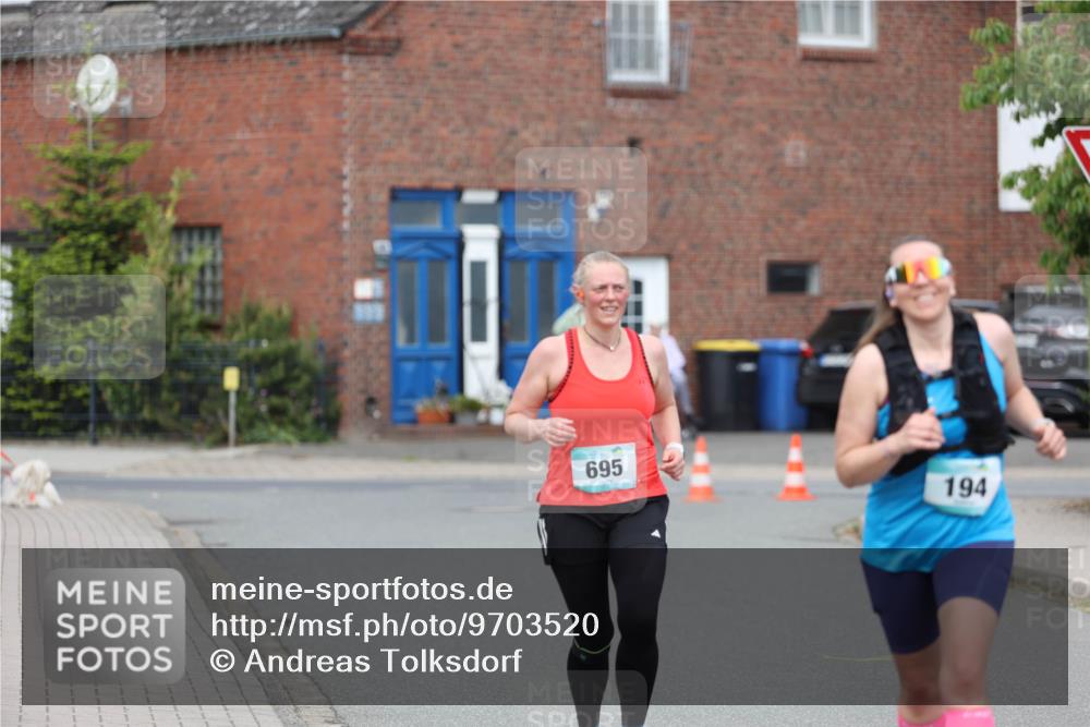 10.05.2026 - 8. Wedeler Halbmarathon Andreas Tolksdorf http://msf.ph/oto/9703520 10.05.2026 10:30:50 Laufen 695, 194 meine-sportfotos.de