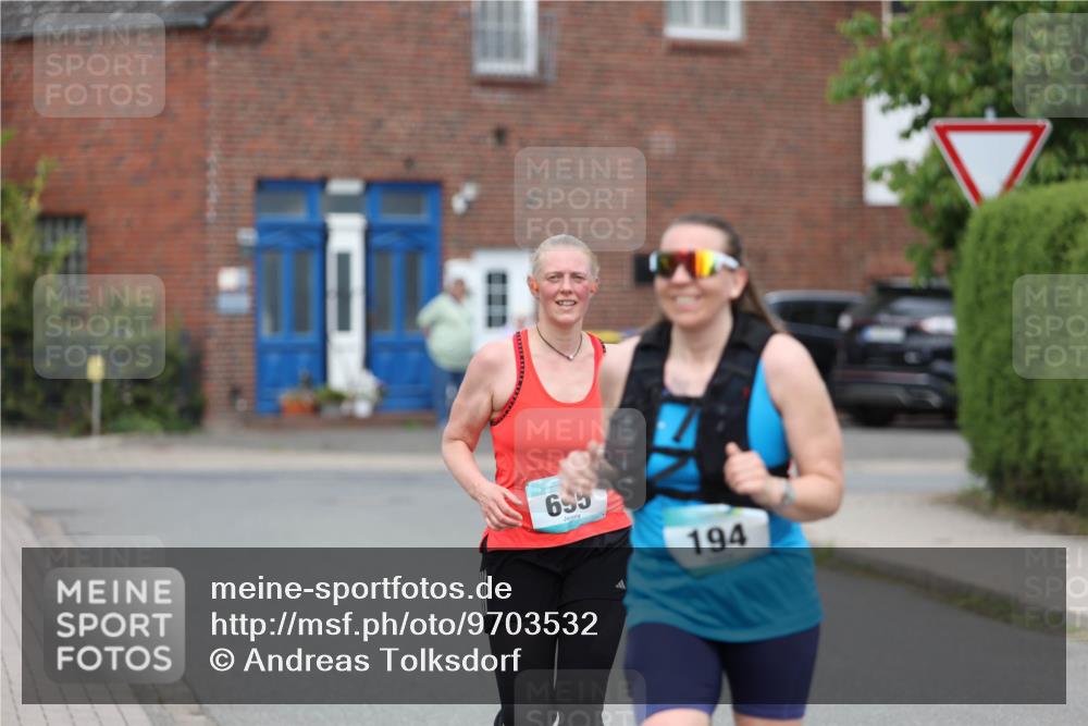 10.05.2026 - 8. Wedeler Halbmarathon Andreas Tolksdorf http://msf.ph/oto/9703532 10.05.2026 10:30:51 Laufen 695, 194 meine-sportfotos.de
