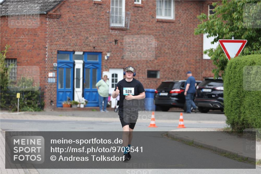 10.05.2026 - 8. Wedeler Halbmarathon Andreas Tolksdorf http://msf.ph/oto/9703541 10.05.2026 10:31:00 Laufen 528 meine-sportfotos.de