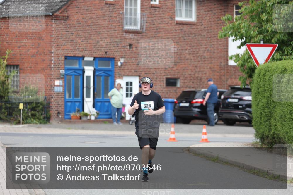 10.05.2026 - 8. Wedeler Halbmarathon Andreas Tolksdorf http://msf.ph/oto/9703546 10.05.2026 10:31:00 Laufen 528 meine-sportfotos.de